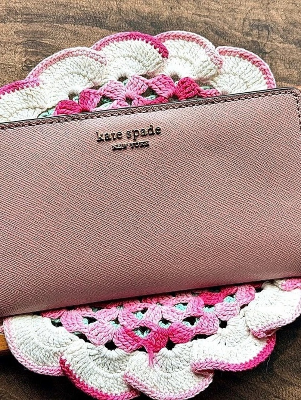Kate Spade Devin Small Slim Bifold Wallet Pink